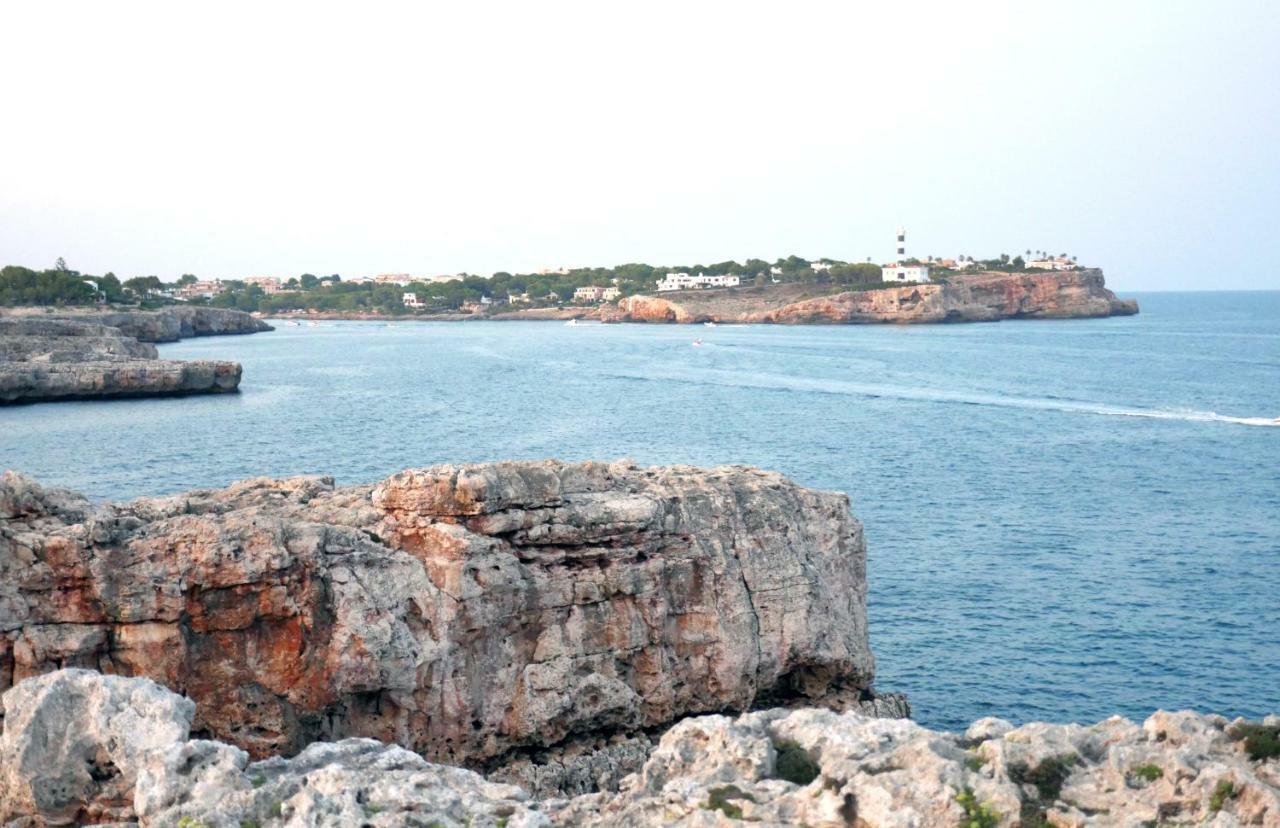 Lägenhet Apartamento Frente Al Mar En Portocolom *